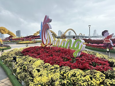 Phố đi bộ Bạch Đằng Đà Nẵng - Danang walking street