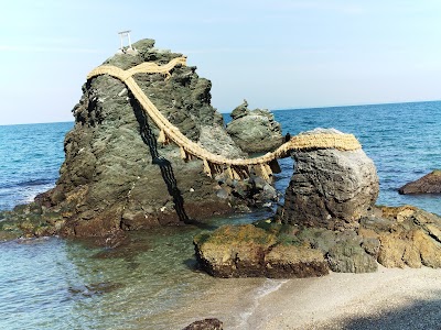 Meoto Iwa (Wedded Rocks)