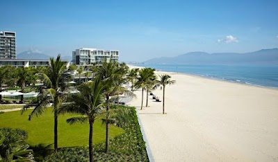 Non Nuoc Beach