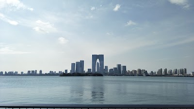 Jinji Lake