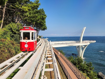 Haeundae Blueline Park - Cheongsapo Station