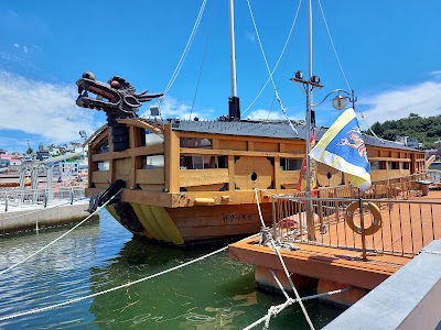 Gangguan Port Turtle Ship