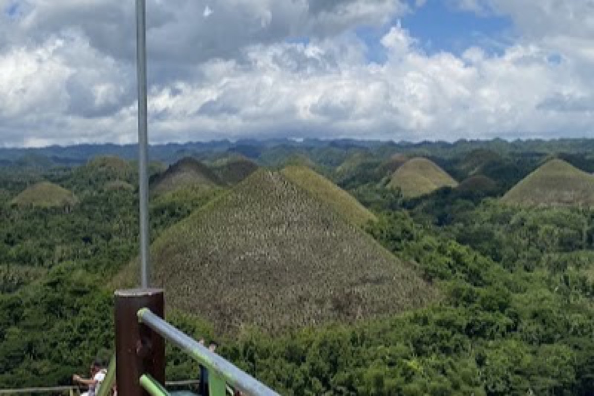 Chocolate Hills Complex Viewdeck in Carmen, Bohol