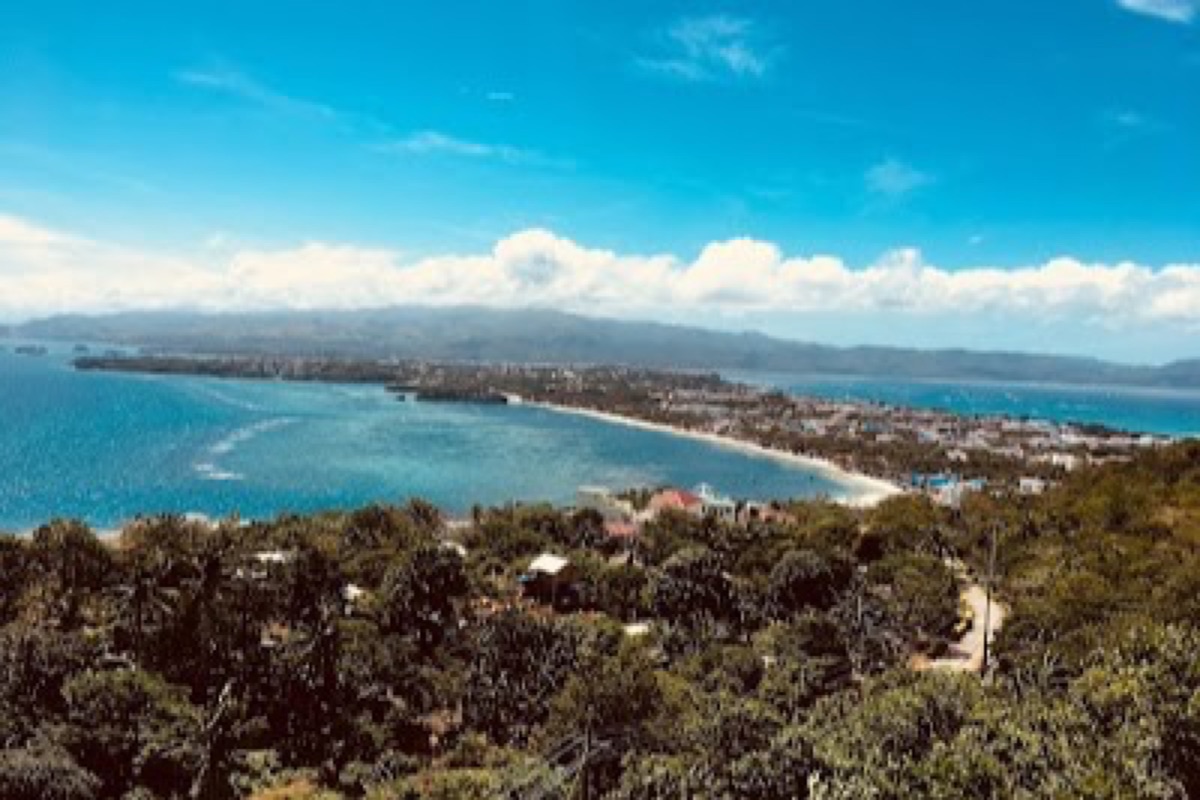 Mount Luho Viewdeck panorama in Boracay