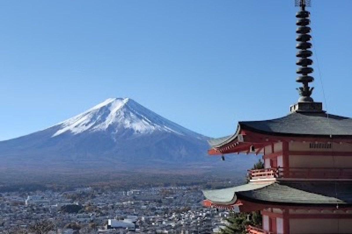 Chureito Pagoda with Mount Fuji in the background at sunrise