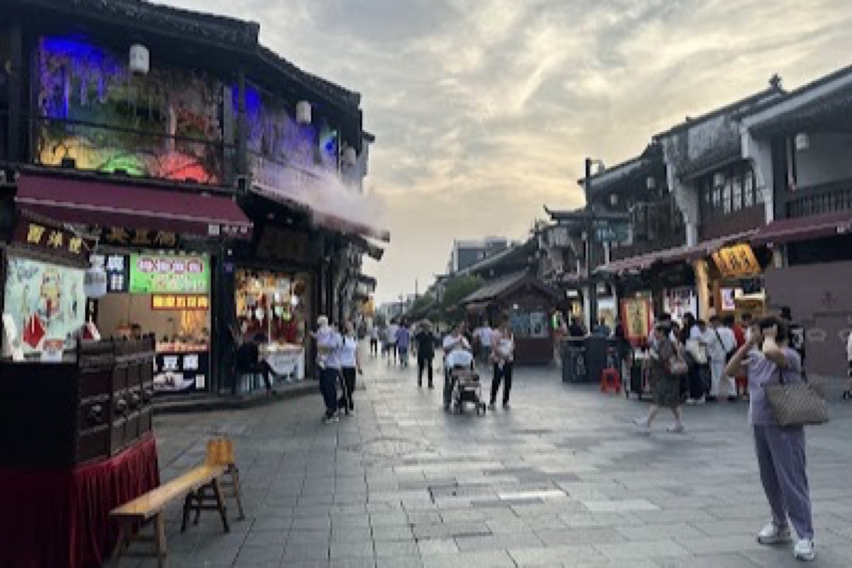 Hefang Street (Qinghefang Ancient Street) in Hangzhou