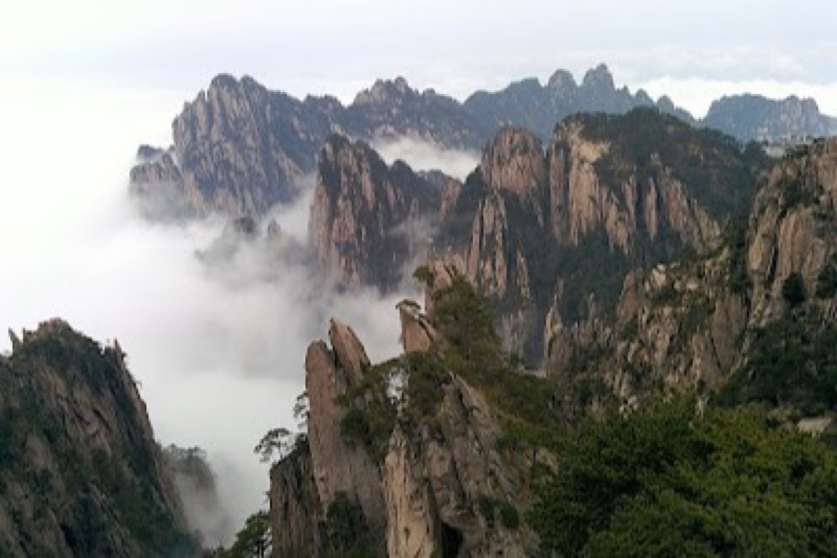 Begin-to-Believe Peak (Shixin Feng) in Huangshan