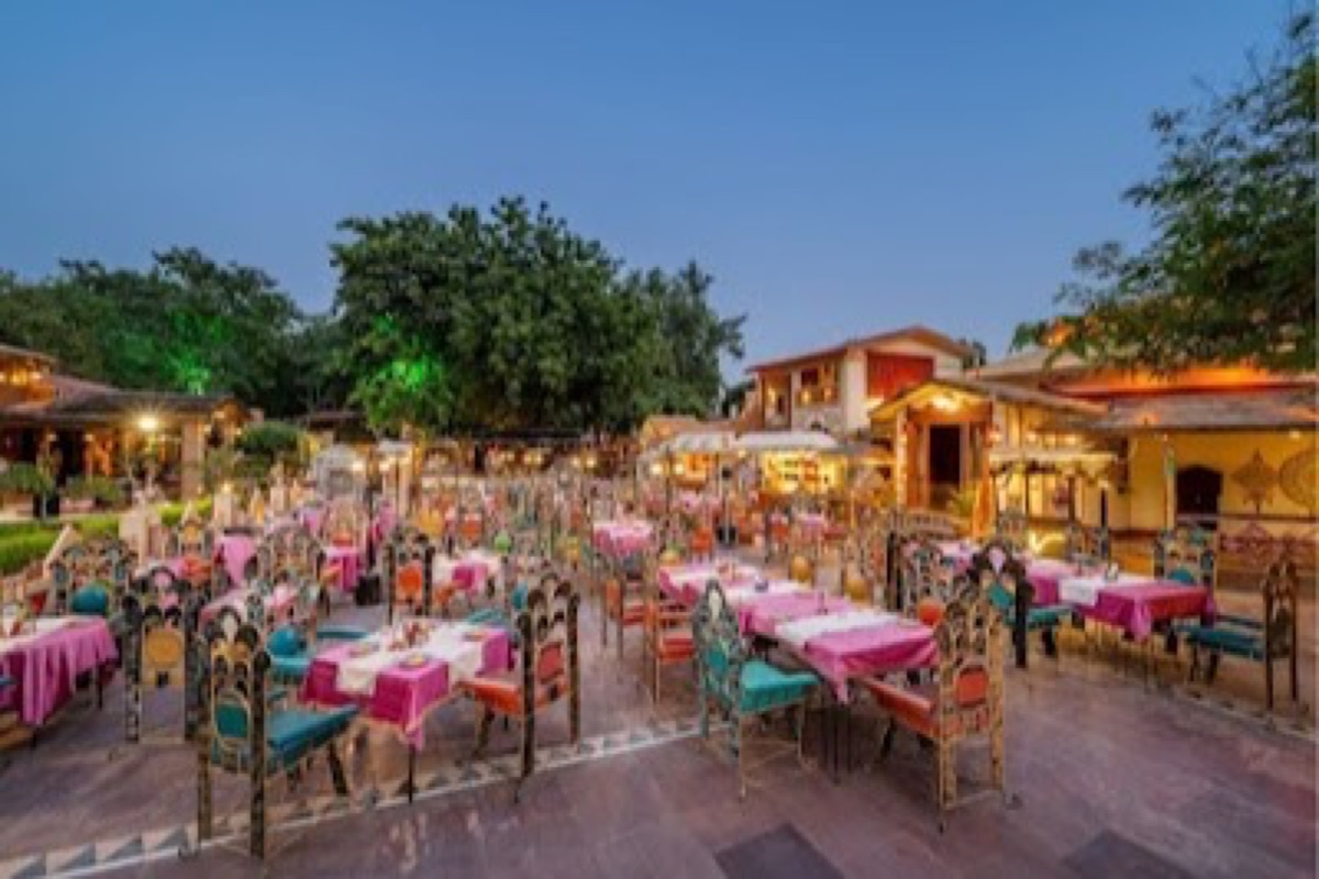 Folk performers and lanterns at the Chokhi Dhani village resort in Jaipur