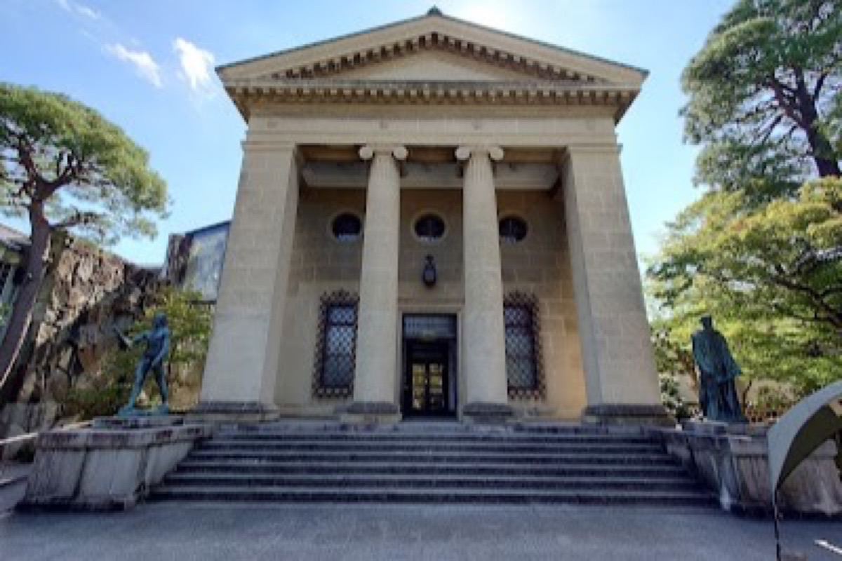 Ohara Museum of Art neoclassical facade with sculptures in the Kurashiki Bikan Quarter
