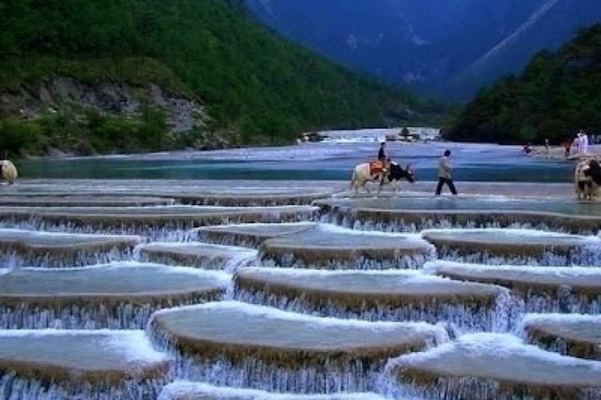 Blue Moon Valley (Lanyue Gu) in Lijiang