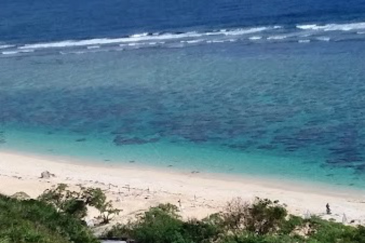 Yoshino Beach in Miyakojima