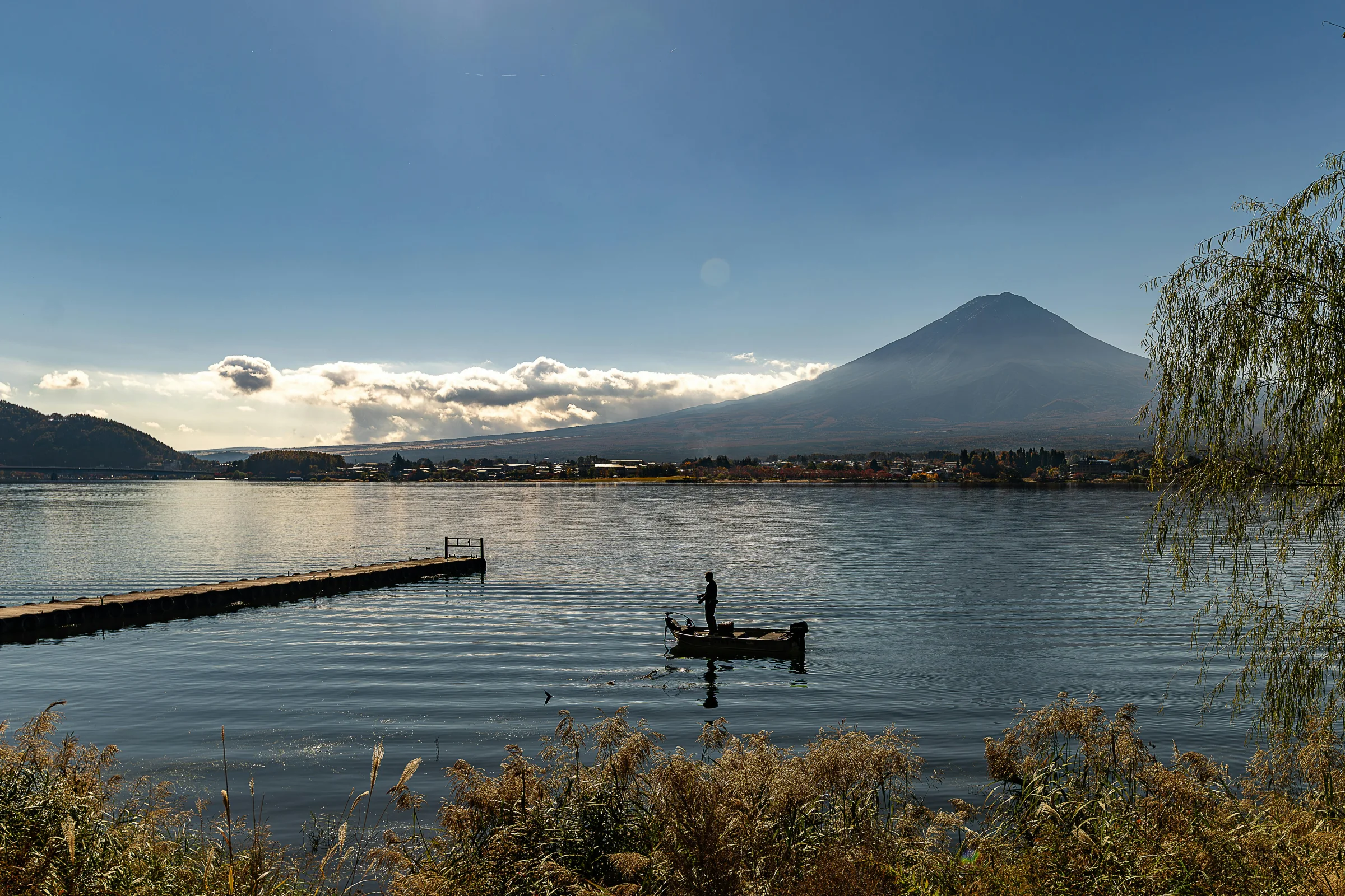 Sunrise view of Mount Fuji reflected in Lake Kawaguchi, Japan