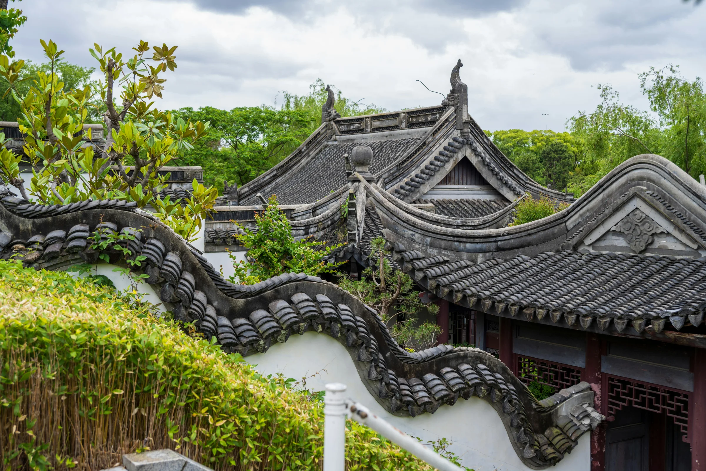 Sunrise over Wuxi skyline and lakefront in Jiangsu, China