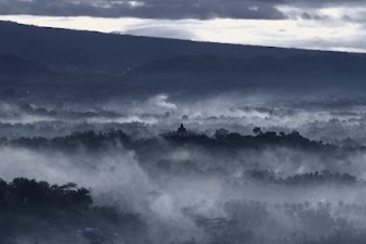 Setumbu Hill sunrise viewpoint in Yogyakarta